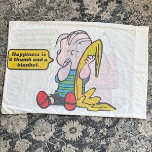 Vintage Schulz 70s PEANUTS Characters Standard Pillow Case  Linus with blanket.